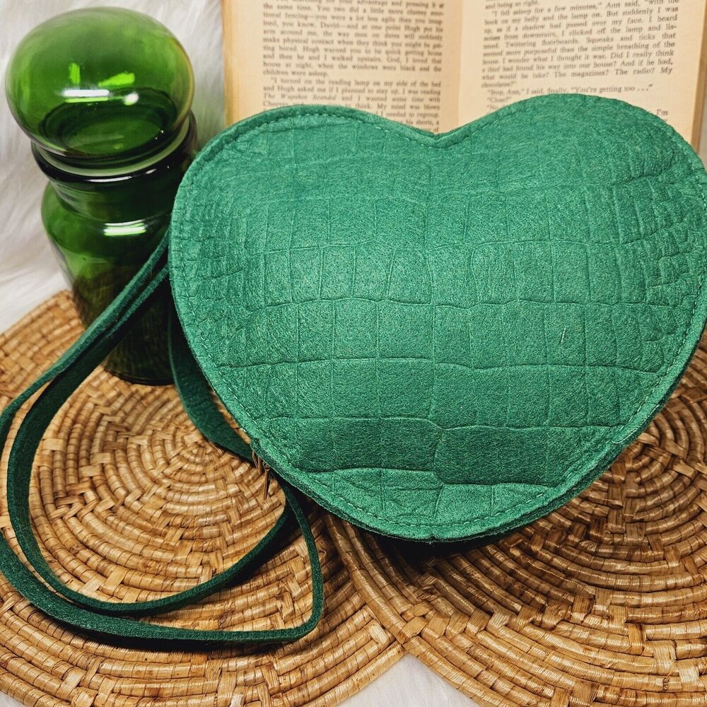 Emerald Green Fabric Mini Crocodile Embossed Heart Shape Purse Shoulder Bag Zip